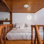 Rhodes Vistapeak Retreat