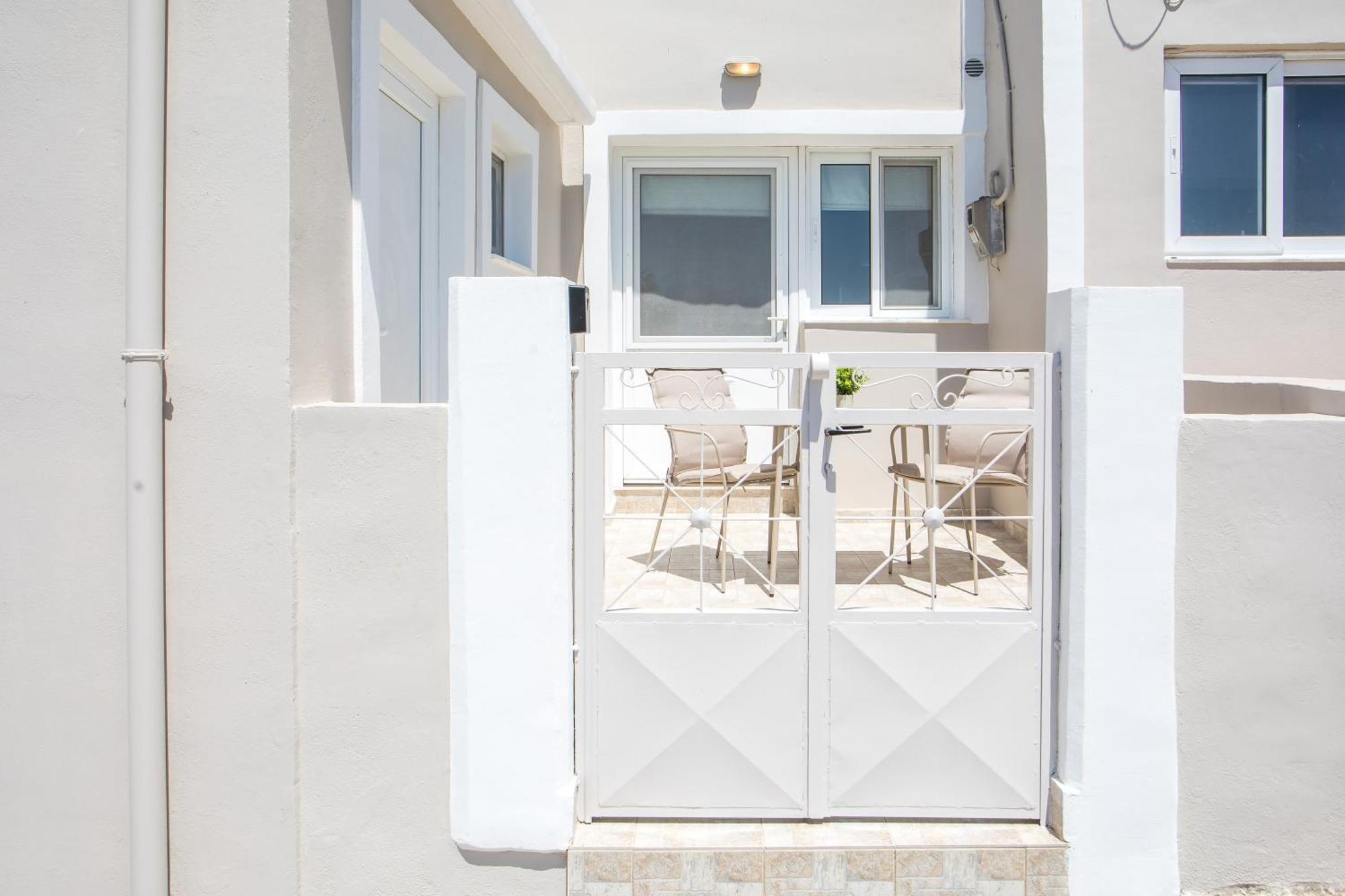 Rhodes Vistapeak Retreat Apartment *